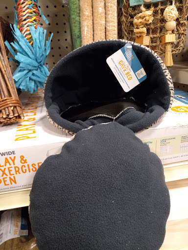 Pet Supply Store «PetSmart», reviews and photos, 482 Stillwater Ave Ste 2A, Bangor, ME 04401, USA