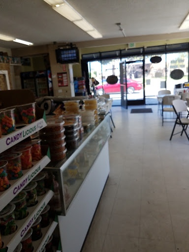 Grocery Store «Faisal Market», reviews and photos, 7924 Fruitridge Rd, Sacramento, CA 95820, USA