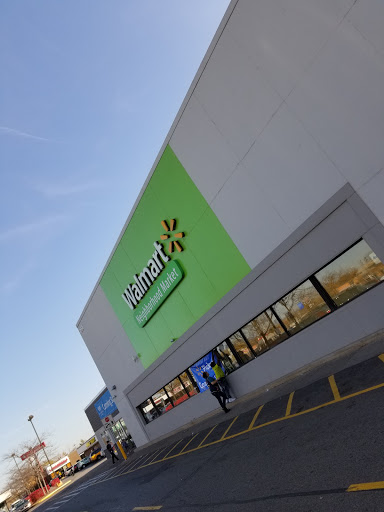 Supermarket «Walmart Neighborhood Market», reviews and photos, 2551 W Cermak Rd, Chicago, IL 60608, USA