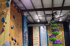 Escalade Rock Climbing Kennesaw