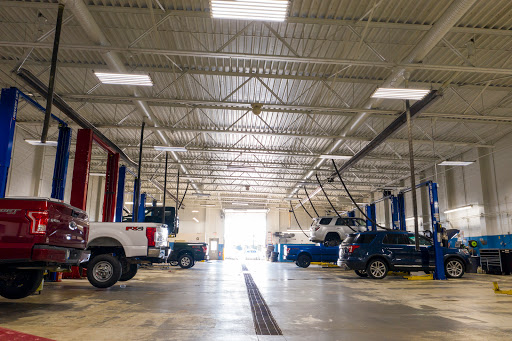 Ford Dealer «Ernie Von Schledorn Ford Lomira», reviews and photos, 700 East Ave, Lomira, WI 53048, USA