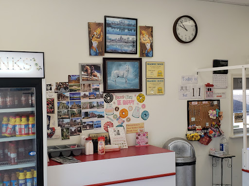 Donut Shop «CH Donut Shop», reviews and photos, 154 Bockman Way, Sparta, TN 38583, USA