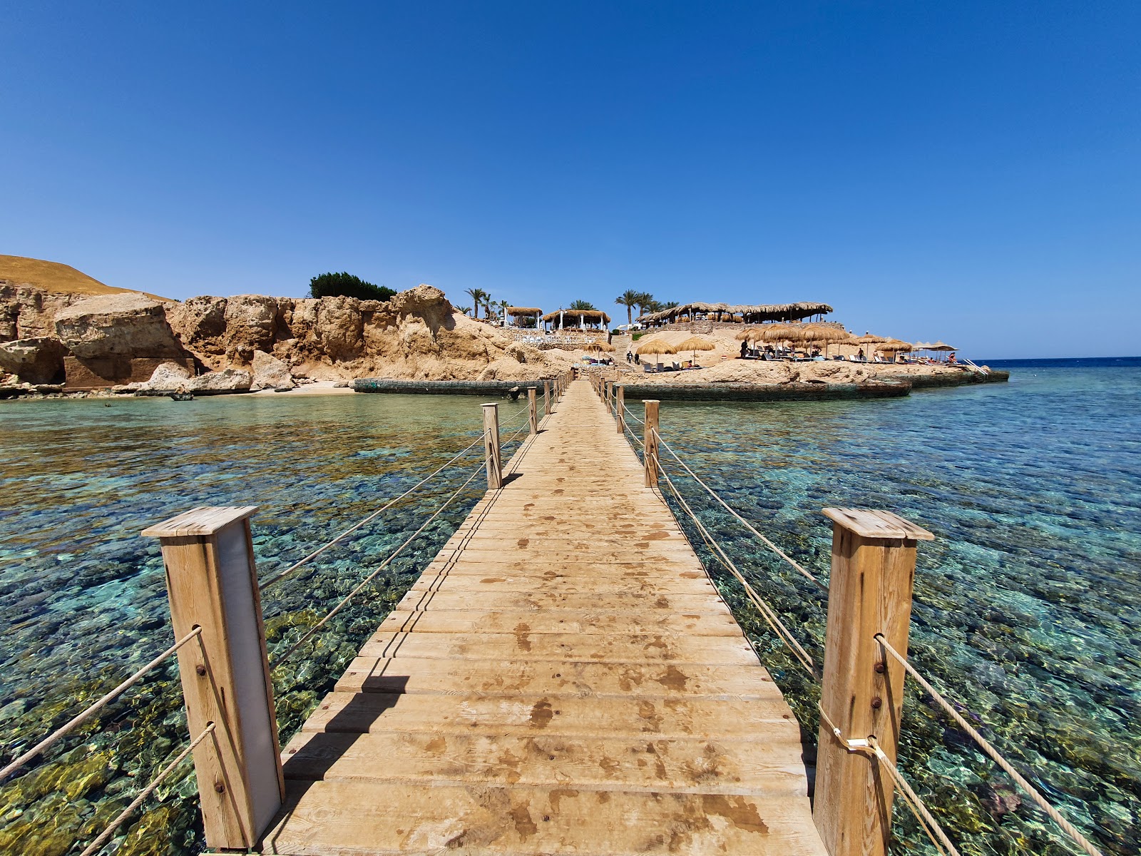 El Fanar Beach photo #7