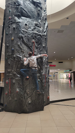 Shopping Mall «Edgewater Mall», reviews and photos, 2600 Beach Blvd, Biloxi, MS 39531, USA