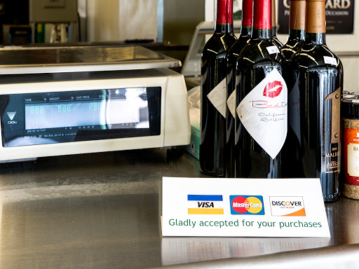 Butcher Shop «B & E Meats & Seafood», reviews and photos, 22501 Marine View Dr S, Des Moines, WA 98198, USA