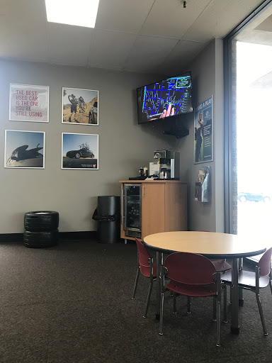 Tire Shop «Firestone Complete Auto Care», reviews and photos, 1755 E Golf Rd, Schaumburg, IL 60173, USA
