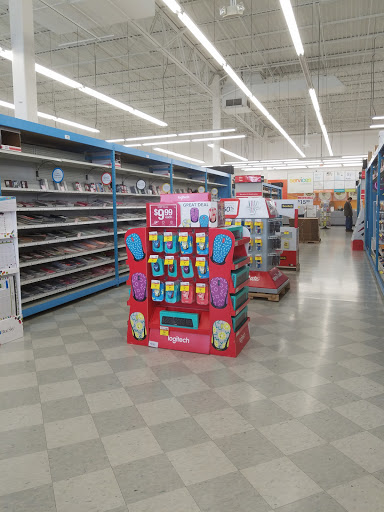 Office Supply Store «OfficeMax», reviews and photos, 6619 Strip Ave NW, North Canton, OH 44720, USA