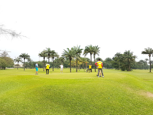 Ikeja Golf Club, Oladipo Bateye Rd, Ikeja GRA, Lagos, Nigeria, Warehouse club, state Lagos
