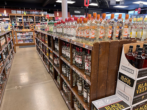 State Liquor Store «Discount Tobacco & Beverage», reviews and photos, 34722 Vine St, Willowick, OH 44095, USA