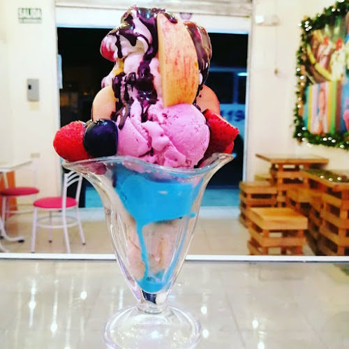 Opiniones de Heladería un mundo de helados en Guayaquil - Heladería