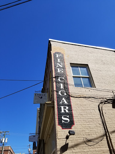 Tobacco Shop «CVille Smoke Shop», reviews and photos, 108 4th St NE, Charlottesville, VA 22902, USA