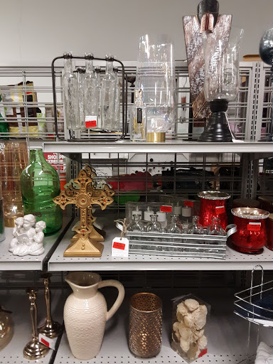 Clothing Store «Burlington Coat Factory», reviews and photos, 4247 Union Deposit Rd, Harrisburg, PA 17111, USA