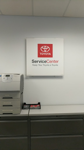 Toyota Dealer «Warrenton Toyota», reviews and photos, 6449 Lee Hwy, Warrenton, VA 20187, USA