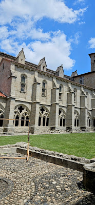 Cloître de la Chaise-dieu à La Chaise-Dieu