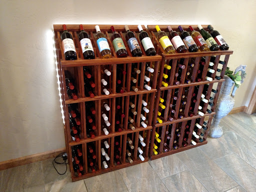 Winery «Greenhouse Winery», reviews and photos, 1048 Pinewood Rd, Irwin, PA 15642, USA