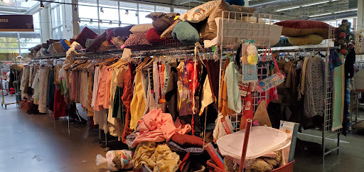 Thrift Store «St. Vincent de Paul», reviews and photos, 575 Rainier Ave N, Renton, WA 98057, USA