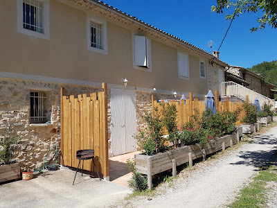 Les gîtes de Moussan à Montbrun-les-Bains