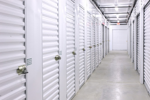 Self-Storage Facility «U-Stor-It Self Storage Streamwood», reviews and photos, 145 W Irving Park Rd, Streamwood, IL 60107, USA