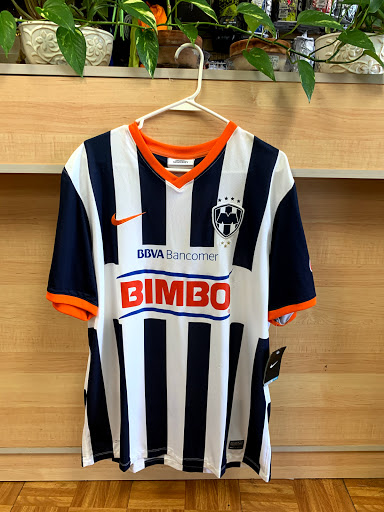 Sporting Goods Store «Soccer Mundial Sporting Goods», reviews and photos, 5805 S Gessner Rd, Houston, TX 77036, USA