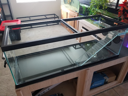 Tropical Fish Store «Glasscages.com LLC», reviews and photos, 1500 E Piney Rd, Dickson, TN 37055, USA