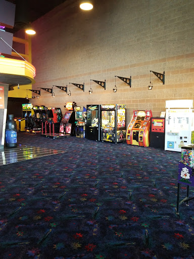 Movie Theater «Regal Cinemas Santiam 11», reviews and photos, 365 Lancaster Dr SE, Salem, OR 97301, USA