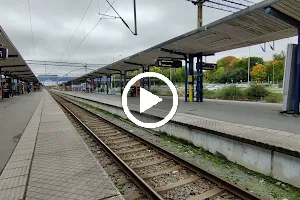 Upplands Väsby station image