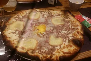 Pizza Toto Bistro image