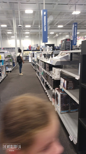 Shopping Mall «Sherwood Mall Shopping Center», reviews and photos, 5308 Pacific Ave, Stockton, CA 95207, USA