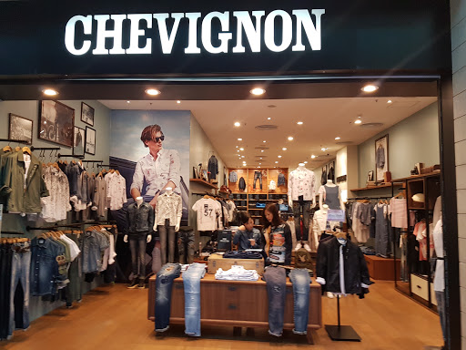 Stores to buy jeans Macau