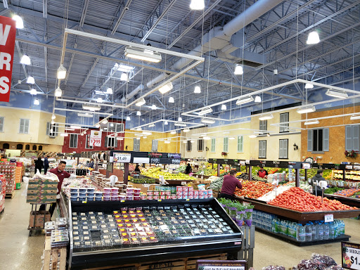 Grocery Store «Butera Market», reviews and photos, 2070 N Rand Rd, Palatine, IL 60074, USA