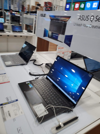 Shopping Mall «Marketplace Shopping Center», reviews and photos, 26 Plaza Dr, Fairview Heights, IL 62208, USA