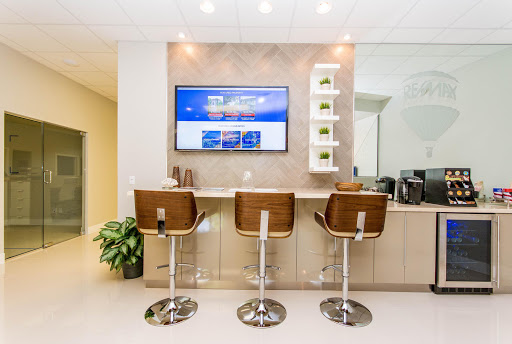 Real Estate Agency «RE/MAX House of Real Estate», reviews and photos, 1201 N Federal Hwy #2c, Fort Lauderdale, FL 33304, USA
