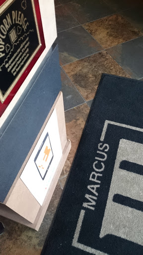 Movie Theater «Marcus Crossroads Cinema», reviews and photos, 2450 Crossroads Blvd, Waterloo, IA 50702, USA