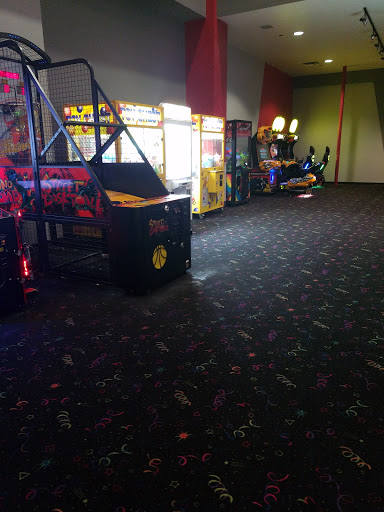 Imax Theater «Premiere Cinema + IMAX - El Paso Bassett», reviews and photos, 6101 Gateway Blvd W #15, El Paso, TX 79925, USA