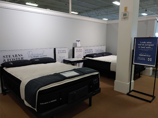 Furniture Store «Value City Furniture», reviews and photos, 8032 Burlington Pike, Florence, KY 41042, USA