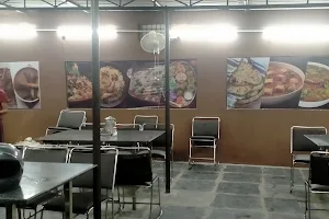 nikhil family restaurant image