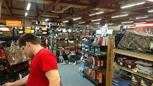 Outdoor Sports Store «Kittery Trading Post», reviews and photos, 301 US-1, Kittery, ME 03904, USA