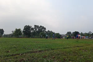 Lapangan Persekab image