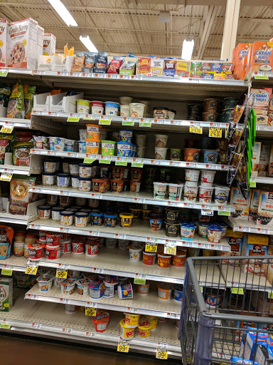 Grocery Store «Hannaford Supermarket», reviews and photos, 255 Warner Blvd, Taunton, MA 02780, USA