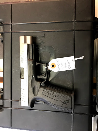 Gun Shop «Gun Outlet & Pawn», reviews and photos, 5115 N Tryon St, Charlotte, NC 28213, USA