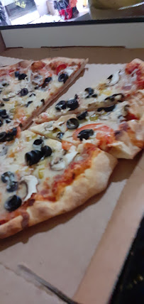 Plats et boissons du Pizzeria Pizza Kebab d'Aladin à Lys-Haut-Layon - n°8