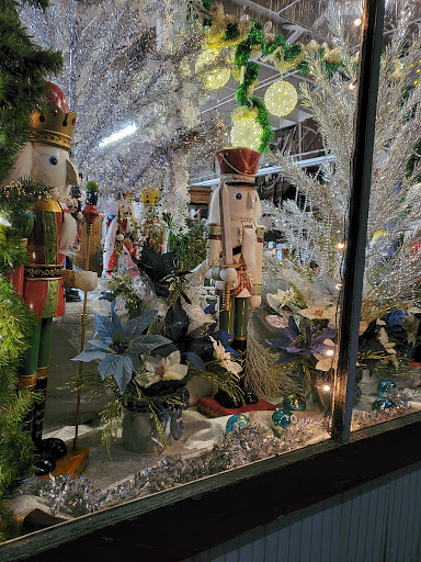 Florist «Silverton Flower Shop», reviews and photos, 311 N Water St, Silverton, OR 97381, USA