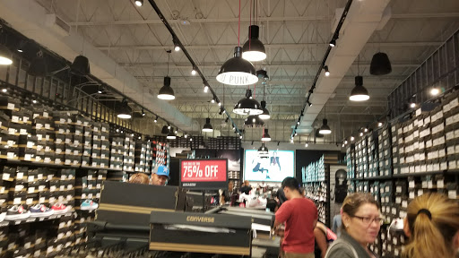 Outlet Mall «The Colonnade Outlets», reviews and photos, 1800 Sawgrass Mills Cir, Sunrise, FL 33323, USA