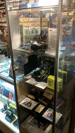 Tobacco Shop «Euphoria Cigar and Hookah Lounge», reviews and photos, 1565 Black Rock Turnpike, Fairfield, CT 06825, USA