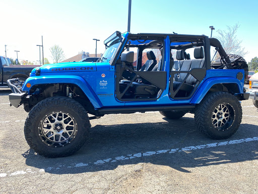 Auto Parts Store «Newberg Dodge Jeep Chrysler Ram», reviews and photos, 2809 Portland Rd, Newberg, OR 97132, USA