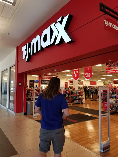 Shopping Mall «Town & Country Shopping Center», reviews and photos, 300 E Stroop Rd, Dayton, OH 45429, USA