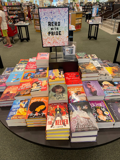 Book Store «Barnes & Noble», reviews and photos, 451 E Altamonte Dr, Altamonte Springs, FL 32701, USA