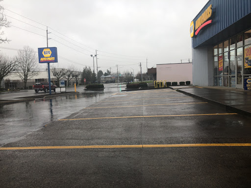 Auto Parts Store «NAPA Auto Parts - Genuine Parts Company», reviews and photos, 15027 SE 82nd Dr, Clackamas, OR 97015, USA