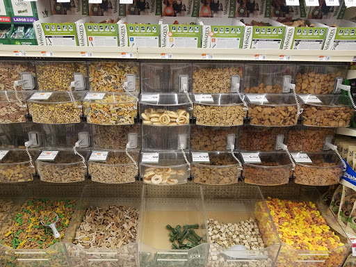 Pet Supply Store «Pet Supplies Plus», reviews and photos, 500 S St W, Raynham, MA 02767, USA