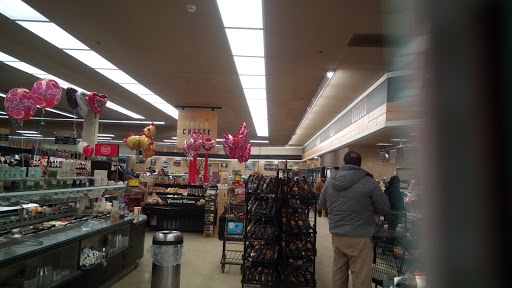 Grocery Store «Jewel-Osco», reviews and photos, 3243 W 115th St, Merrionette Park, IL 60803, USA